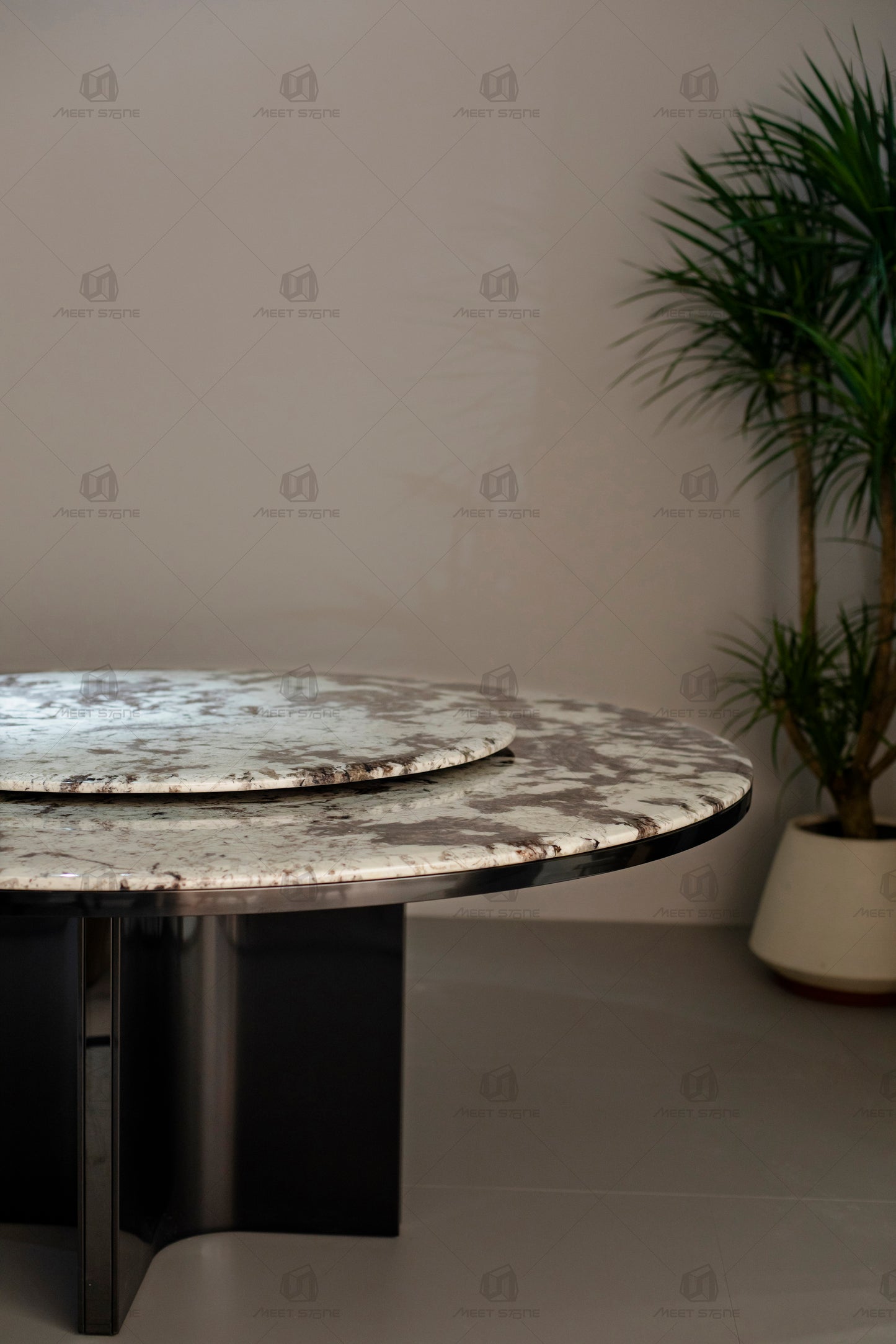 Snow Fox Marble Round Dining Table