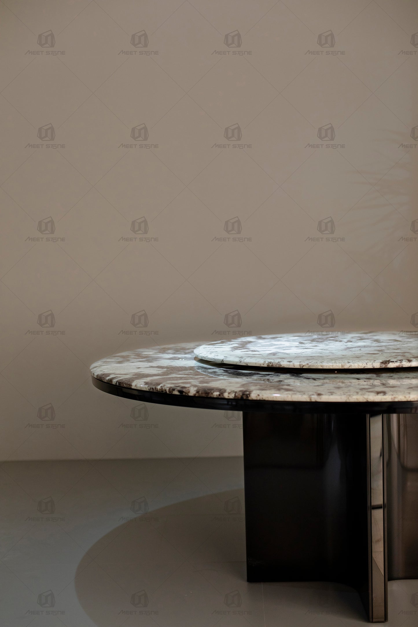 Snow Fox Marble Round Dining Table