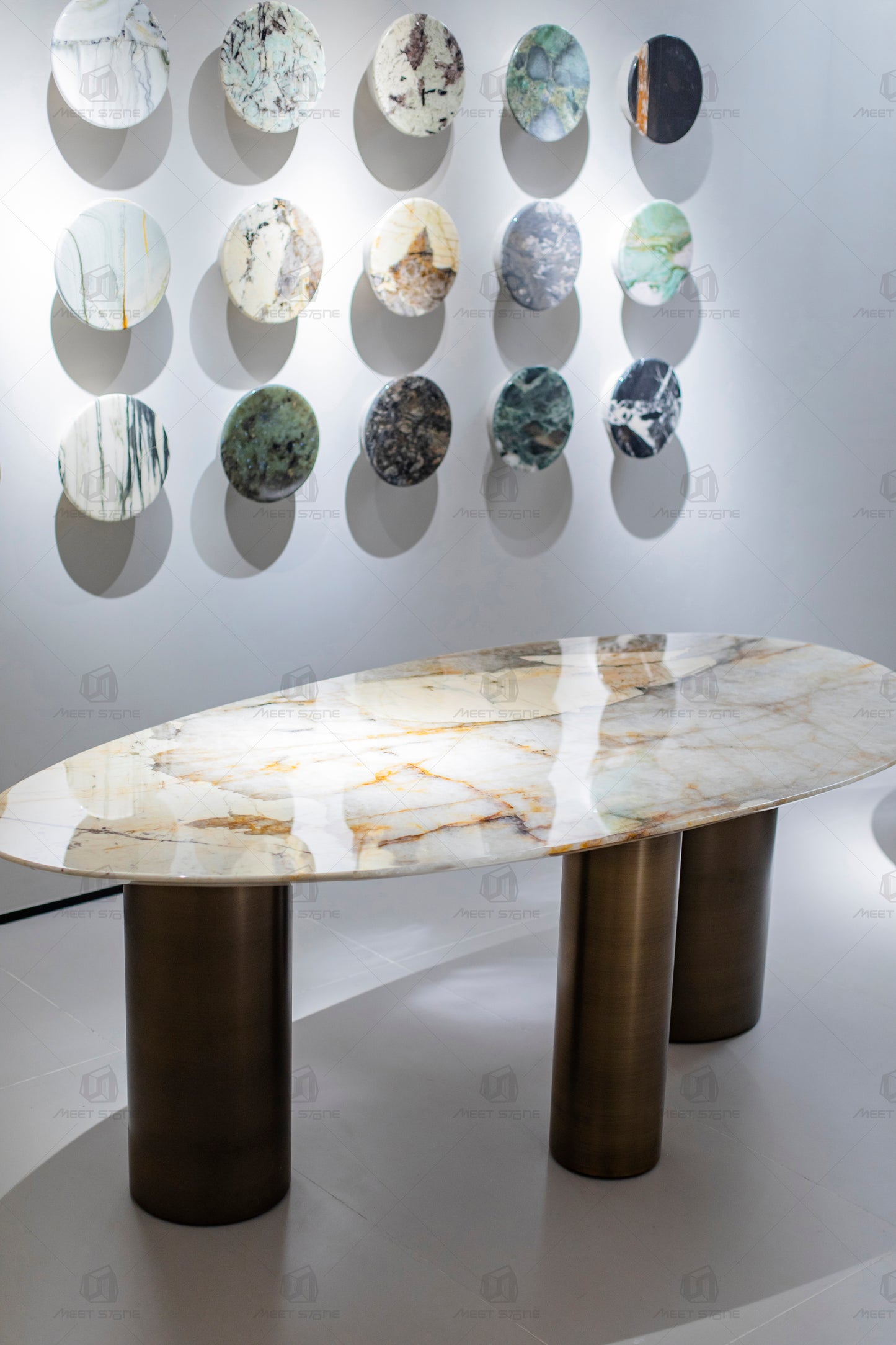 Pandora Marble Drop-shaped Dining Table