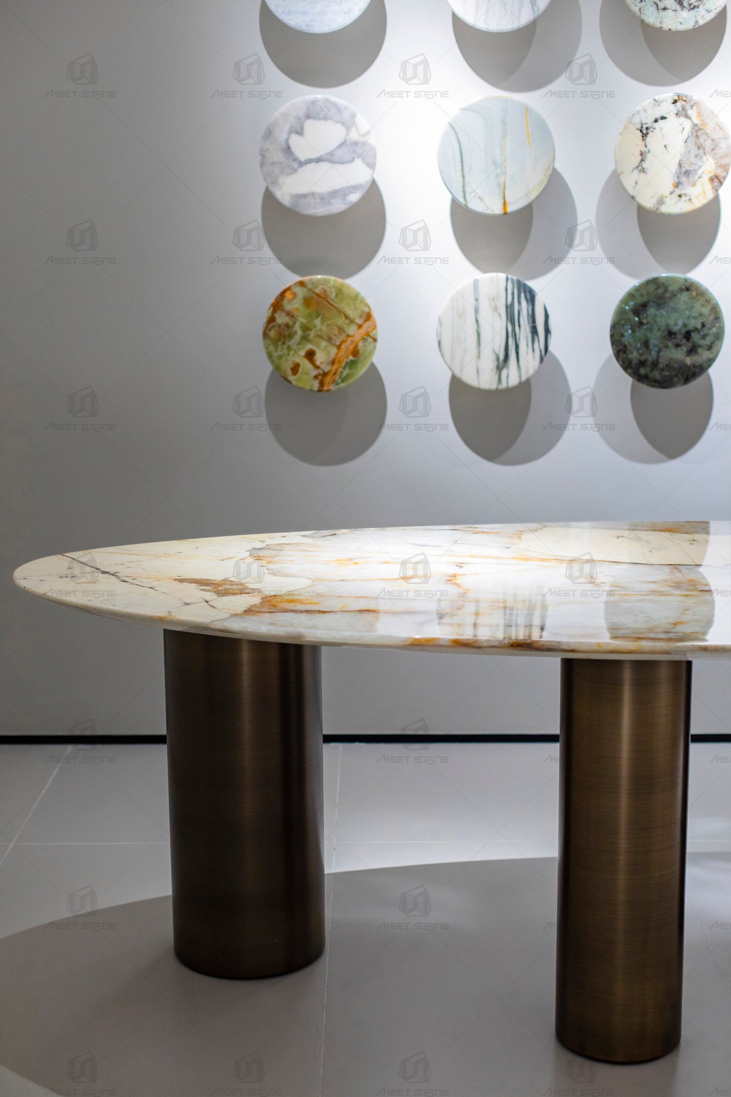 Pandora Marble Drop-shaped Dining Table