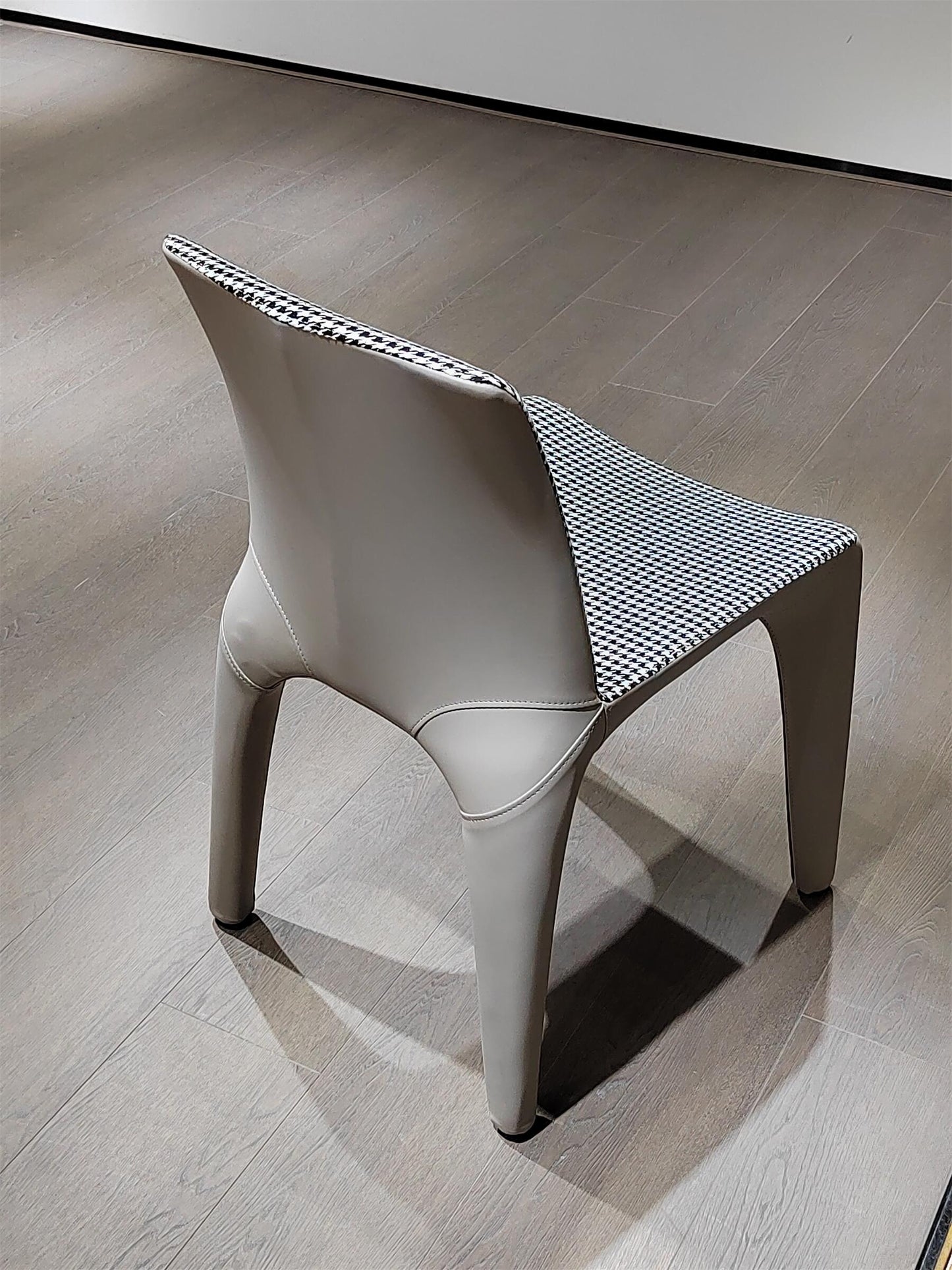 VL-DC30 Shaped Cotton Dining Chair